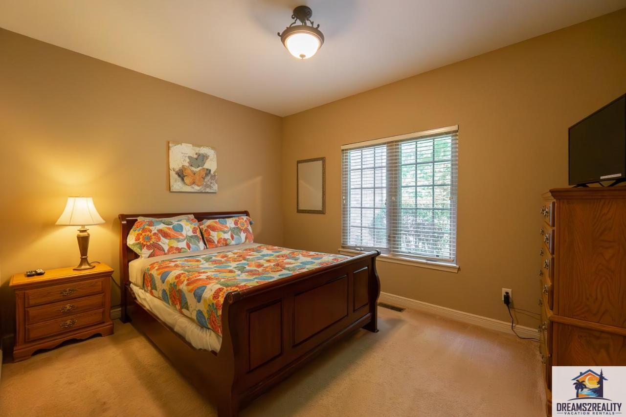 4Br Walk-In - Foosball Table - Hot Tub - Fire Pit - Free Tickets Included - Dv166 Branson Exteriér fotografie